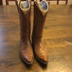 Ariat Cowboy Boots